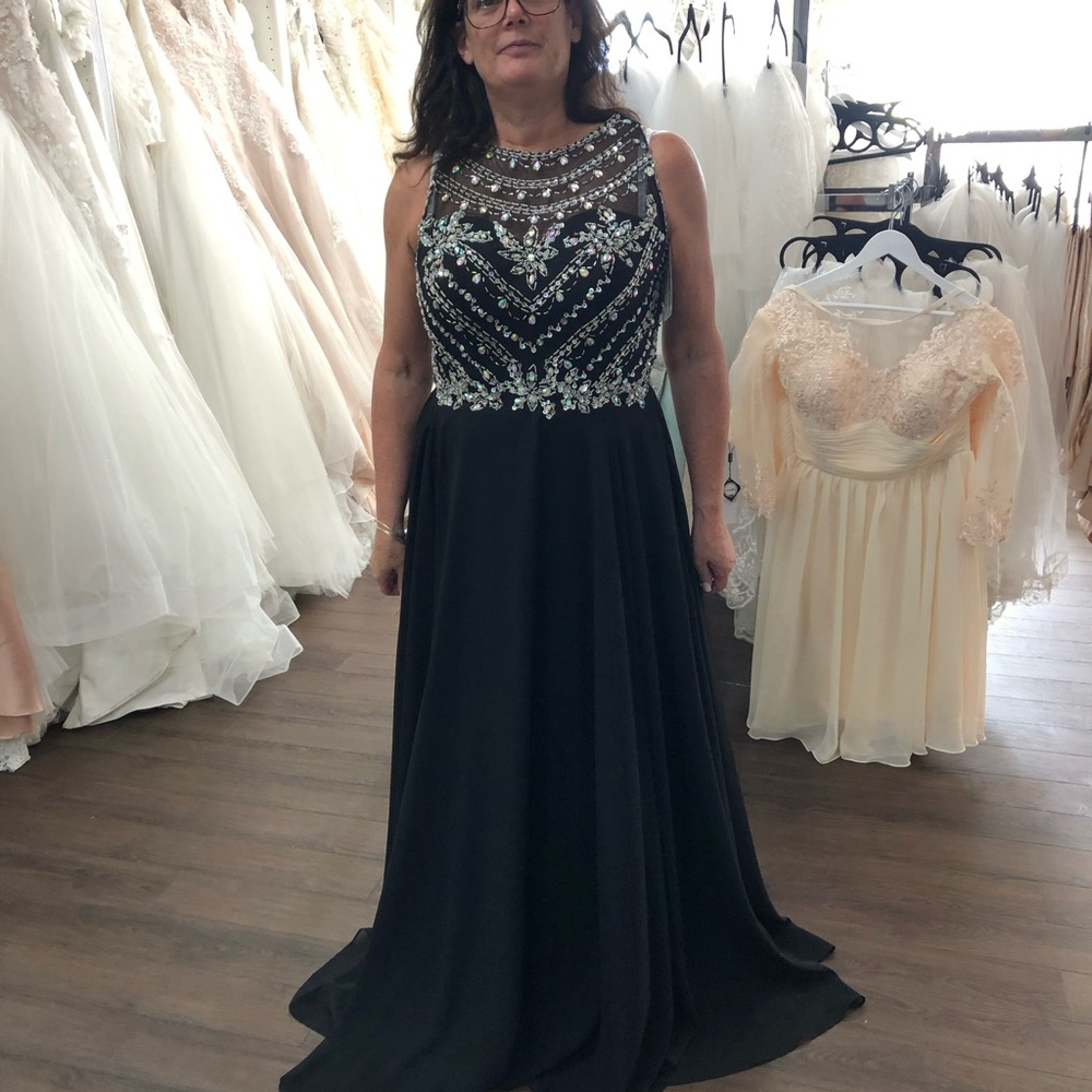 Elegant Black Embellished Evening Gown